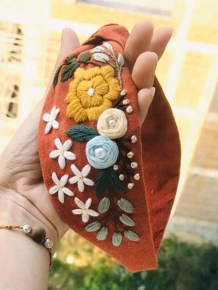 Flower Embroidered Linen Knot Turban, Collection Ariana