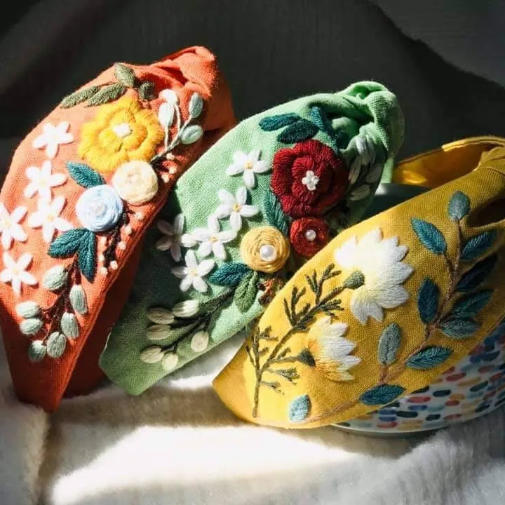 Flower Embroidered Linen Knot Turban, Collection Ariana