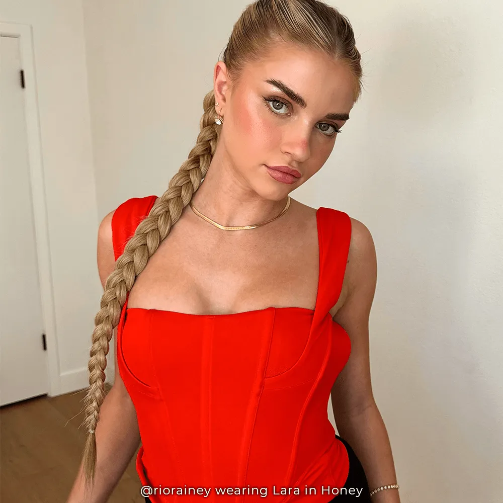 Lara   Shayla